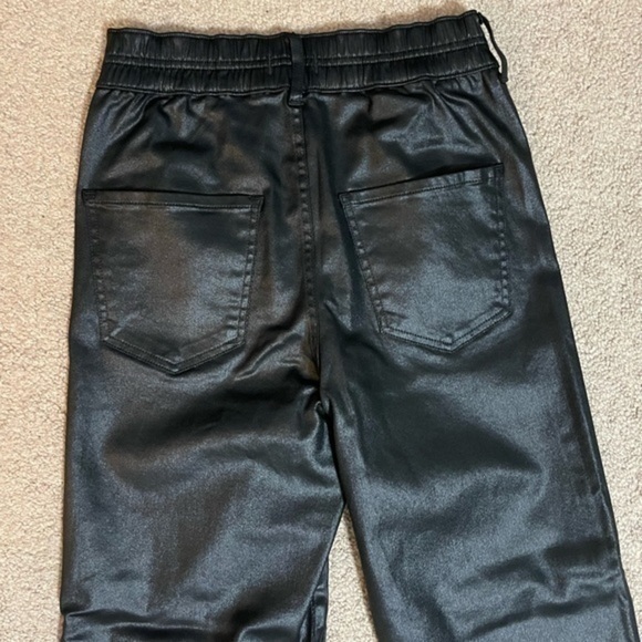 Express Black Jogger Vegan leather Super High Rise Size 2 - Picture 10 of 11